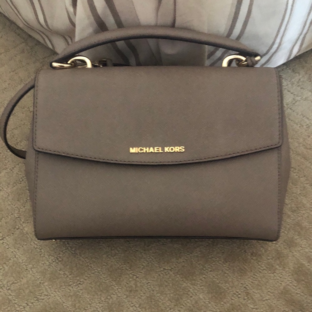 Michael Kors Crossbody